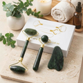 Set massaggio viso 3 in 1: roller e gua sha in pietra verde